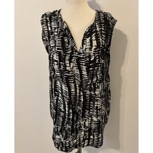 Mossimo Black & White Women's Tank Top Loose Lightweight Medium